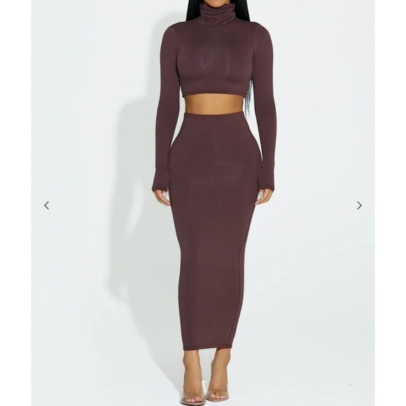 naked wardrobe Dresses & Skirts - New Naked Wardrobe Chocolate Brown Long Bodycon Stretchy Skirt Small S Tall Nwt